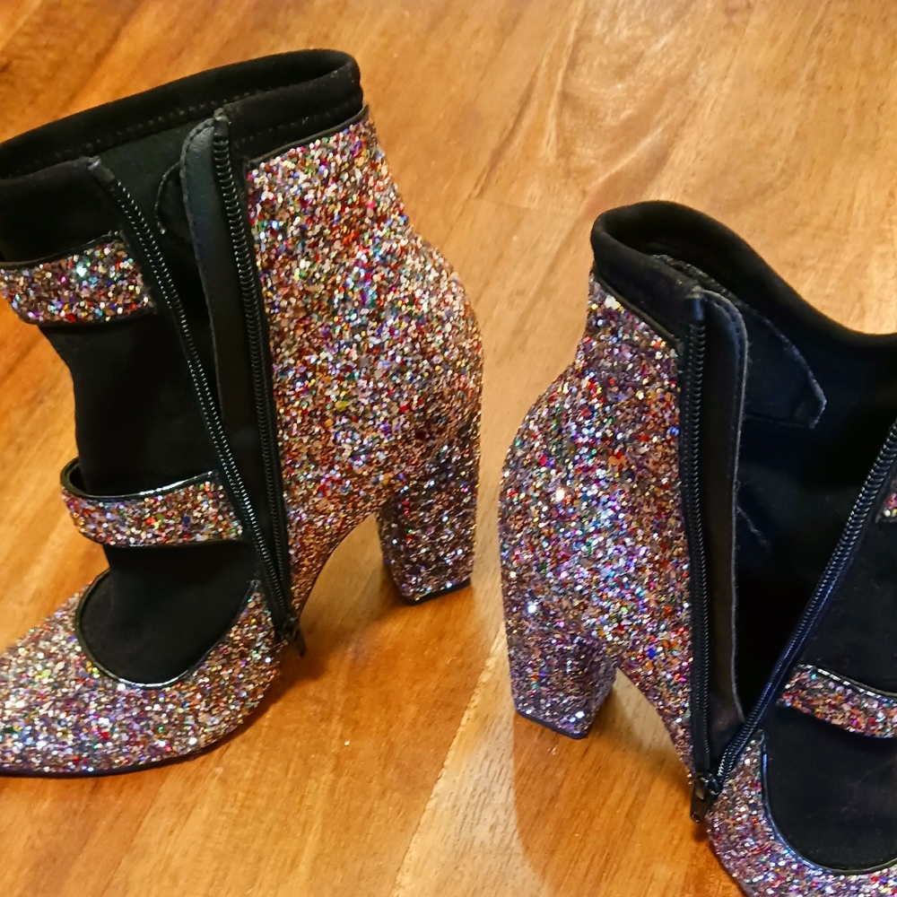 Silver glitter booties - Picture 2 of 4